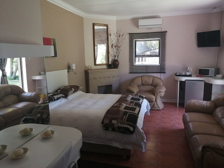 Thatchers Guest Rooms, Matjhabeng, South Africa