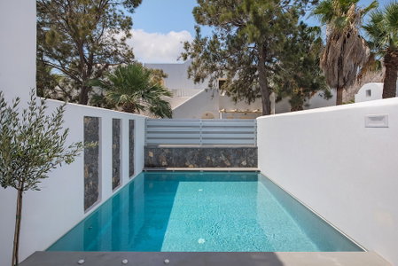 Meltemi Excelsior Suites and Spa, Santorini, Greece