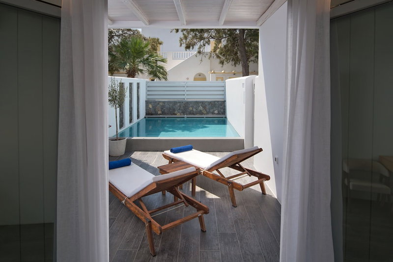Meltemi Excelsior Suites and Spa, Santorini, Greece
