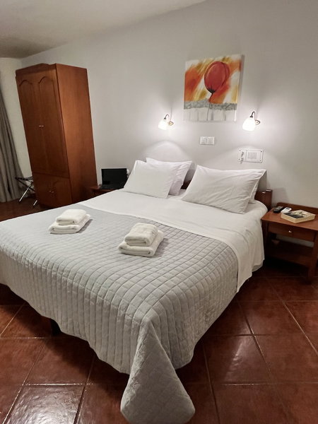 Iolkos Hotel Apartments, Chania, Greece