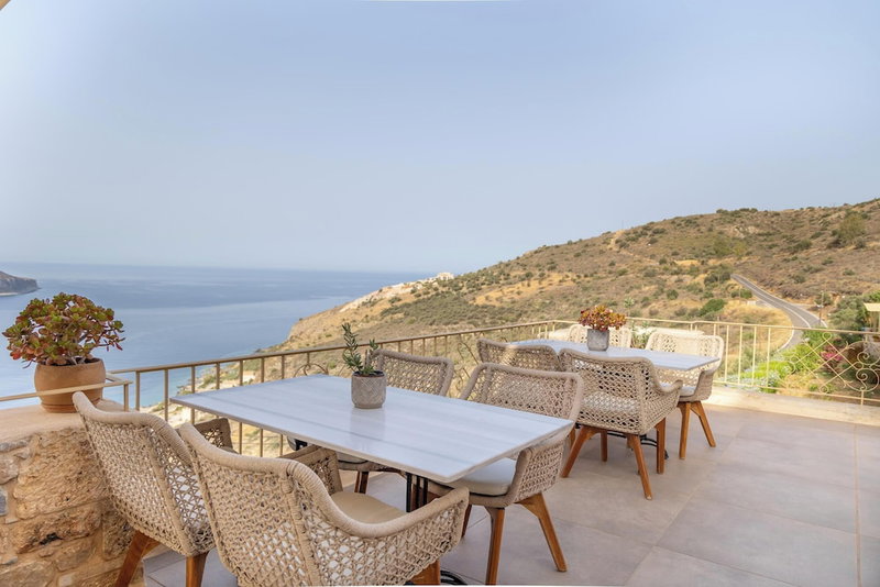 Akrolithi Guesthouse, East Mani, Greece