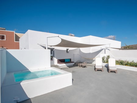 Majestic Sky Luxury Suites, Santorini, Greece
