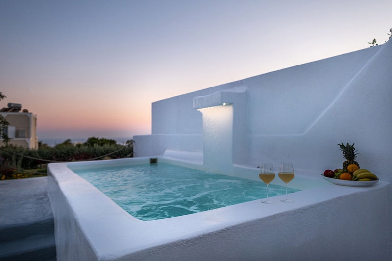 Majestic Sky Luxury Suites, Santorini, Greece