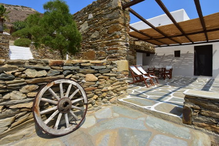 Petra Holiday Village, Ios, Greece
