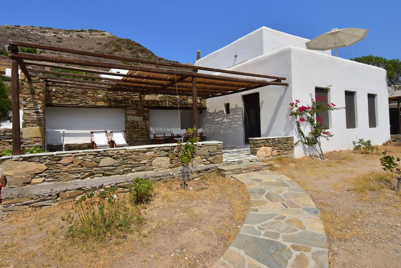Petra Holiday Village, Ios, Greece
