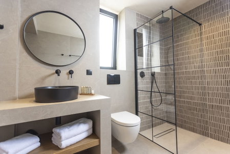 Pnoes Luxury Suites, Kassandra, Greece