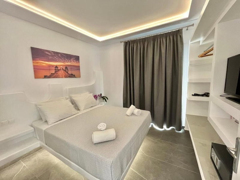 Crystal Suites, Mykonos, Greece