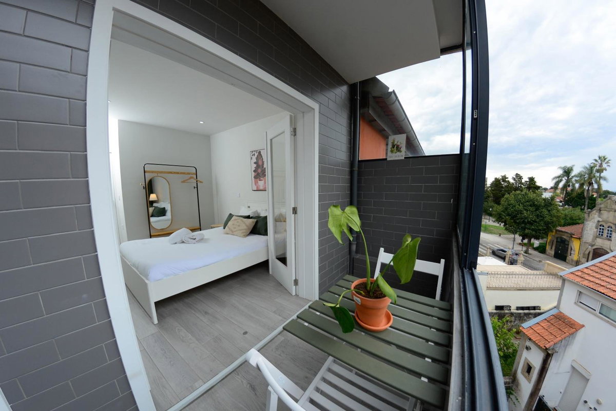 Travel and Live Apartments, Portugal