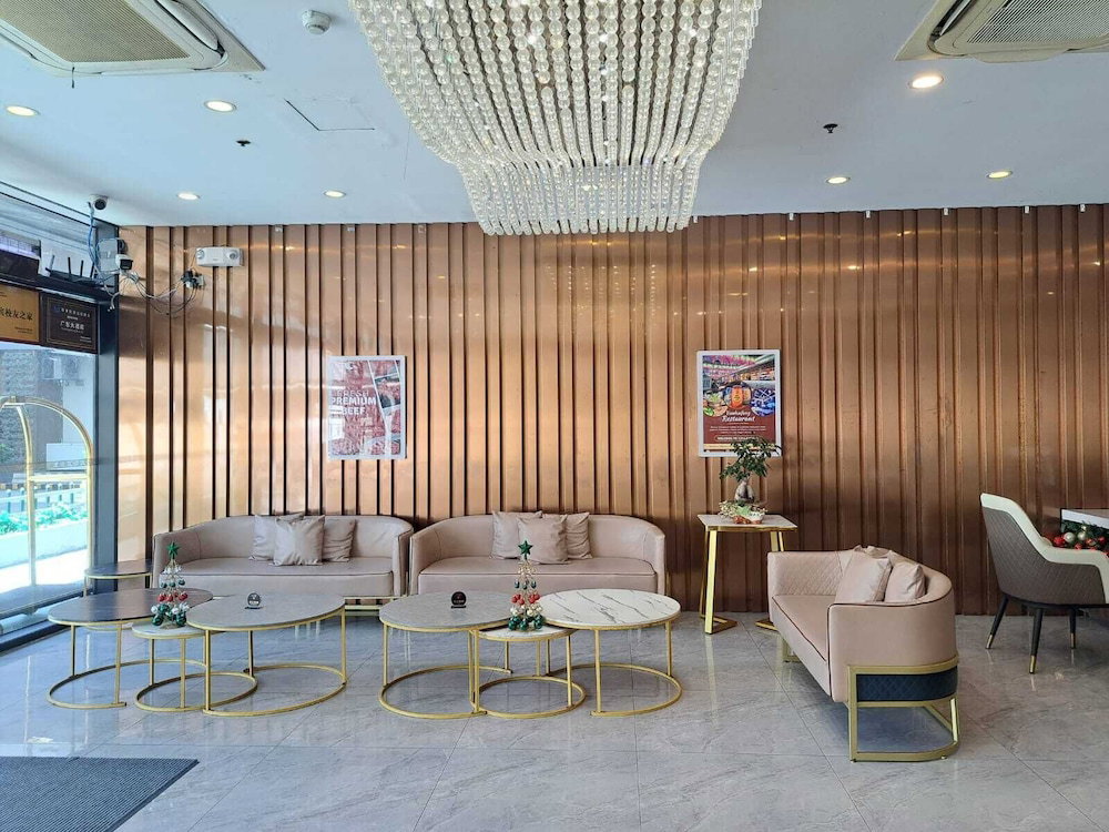 Luna Hotel, Philippines