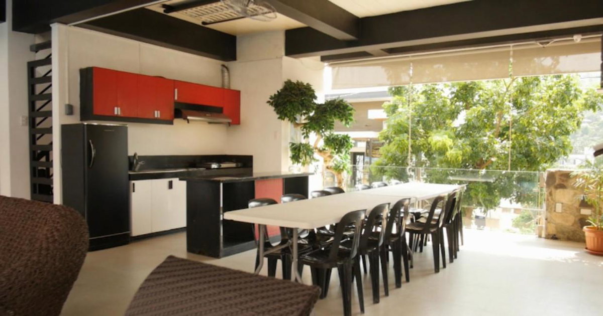 Casa Demetria Duplex Hot Spring Resort Laguna, Philippines