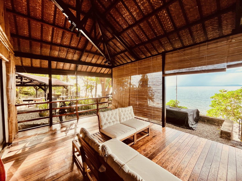 Villa Milagros Dive Inn Anilao, Mabini, Philippines