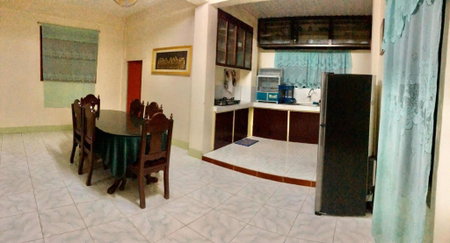 15pax-2 minutes to Vigan-RoseandFer Transient-2 Bedroom House, Bantay, Philippines