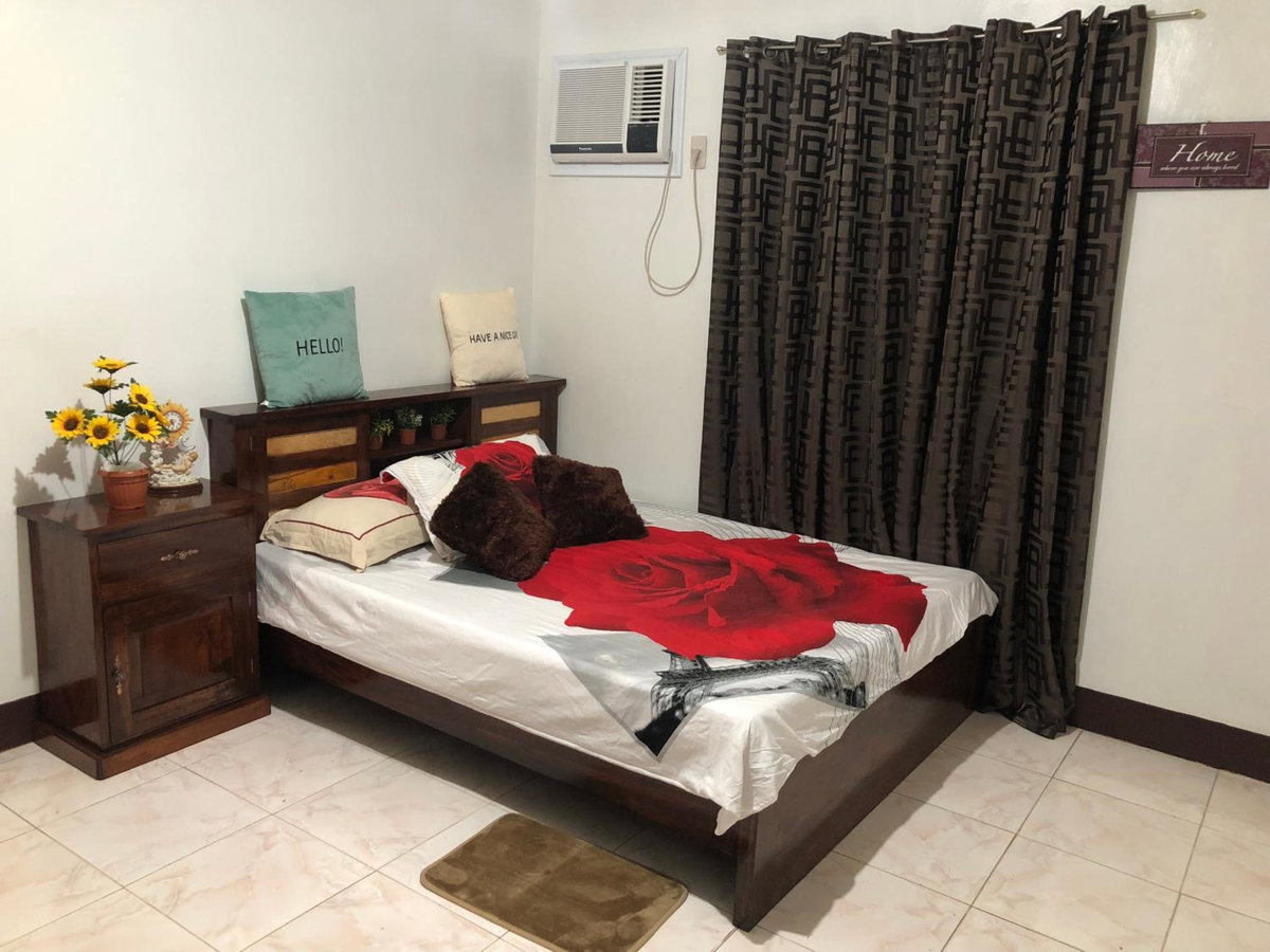 15pax-2minutes to Vigan-Rose and Fer Transient-2 Bedroom House, Philippines