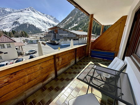 Hotel Zirbenhof, Sankt Leonhard im Pitztal, Austria
