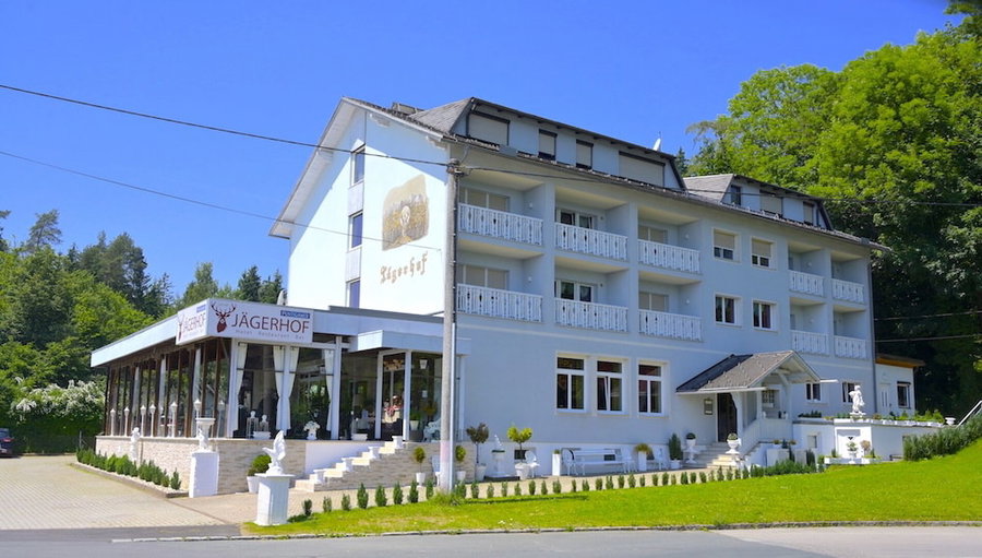 Hotel Jägerhof Wörthersee - Only Adults Official Partner Amoria Spa, Klagenfurt, Austria