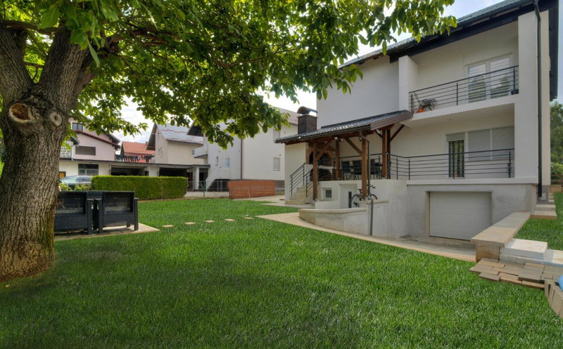 House Smolčić, Otočac, Croatia