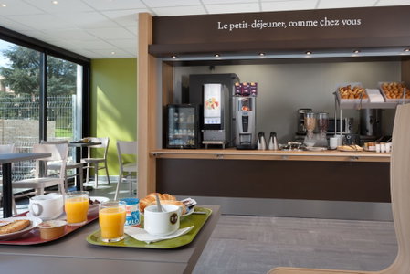 B&B HOTEL Nîmes Ville Active, Nîmes, France