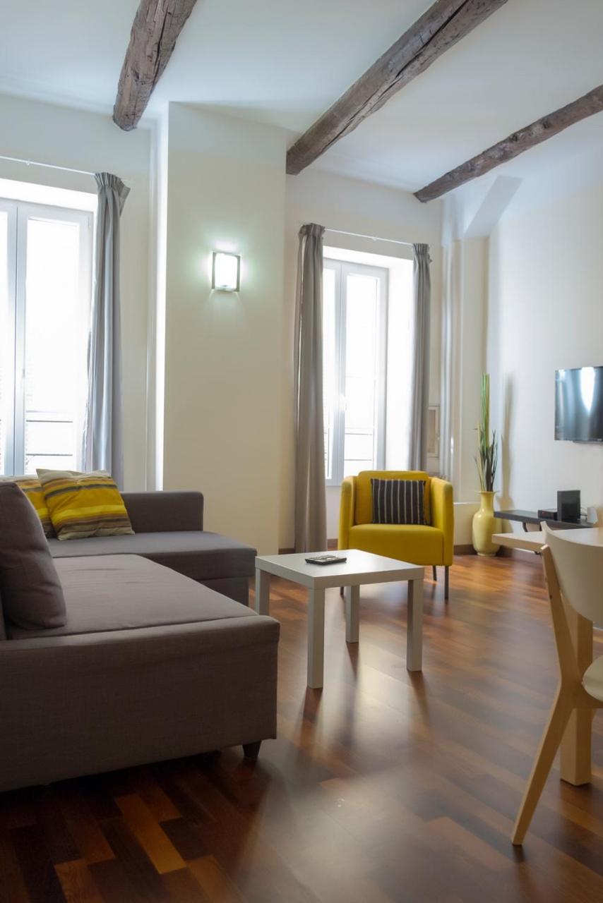 Magnifiques Appartements au coeur du Vieux Nice, France