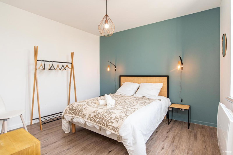 Fontaines de Valence d'Agen Centre Ville Netflix Proche Parking Gratuit, Valence, France