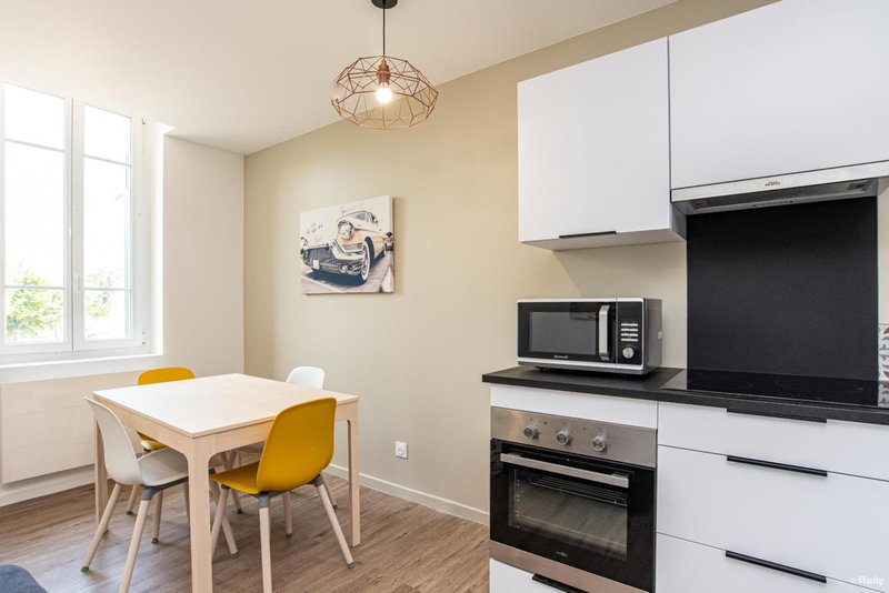 Fontaines de Valence d'Agen Centre Ville Netflix Proche Parking Gratuit, Valence, France