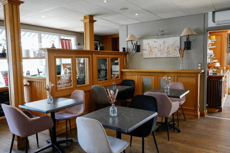 Brit Hotel Essentiel Reims Taissy, Reims, France