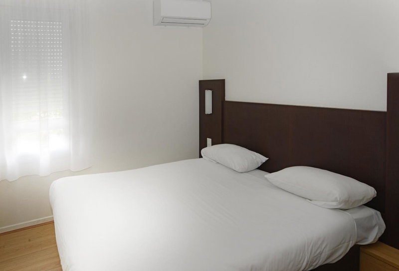 Brit Hotel Essentiel Reims Taissy, Reims, France
