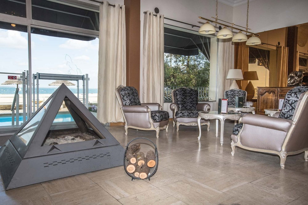 Arc Hôtel sur Mer, France