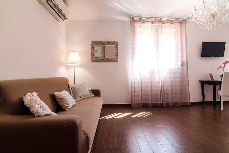 Arcobaleno Suites, Cagliari, Italy