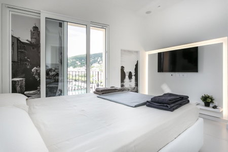 Al Molo Sea View Rooms, Lerici, Italy