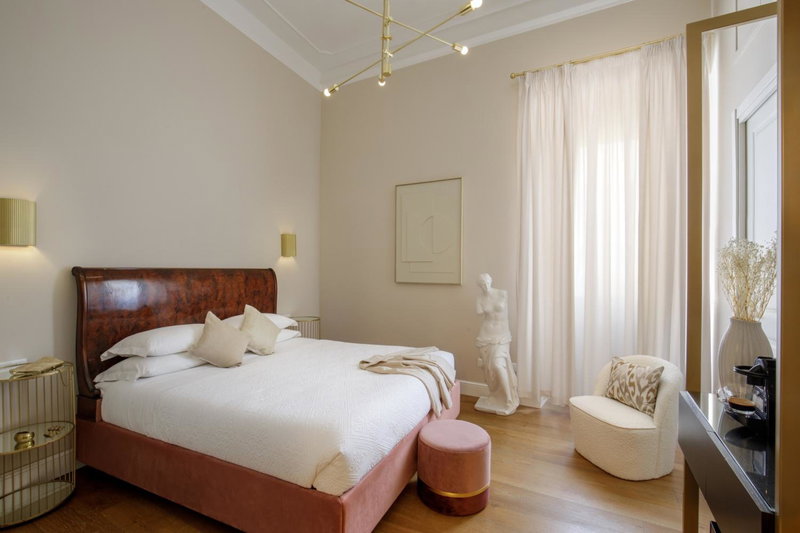 Daplace - Santa Susanna Suites, Rome, Italy