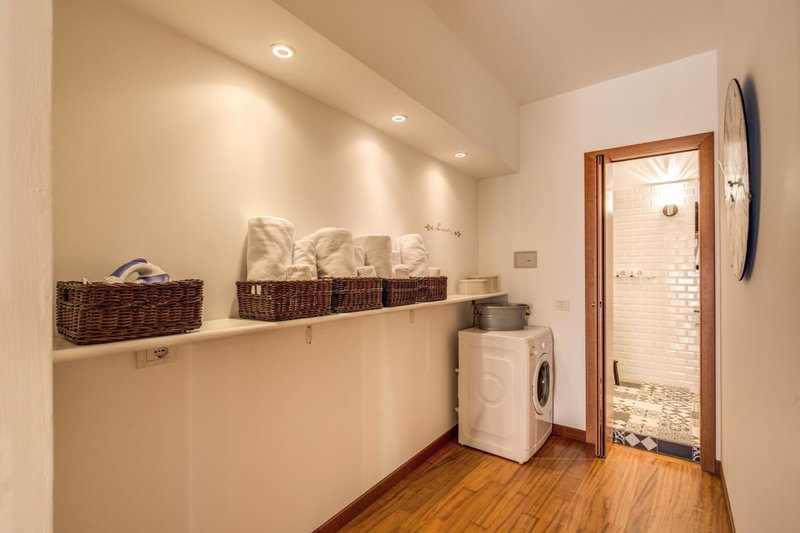 Pantheon Miracle Suite, Rome, Italy