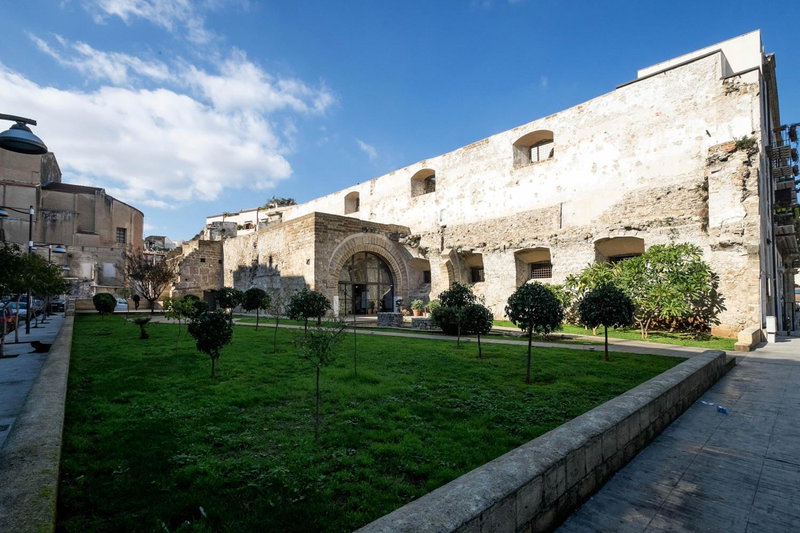Cassari UpArtments, Palermo, Italy