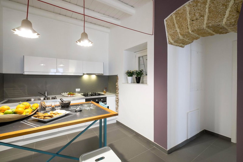 Cassari UpArtments, Palermo, Italy