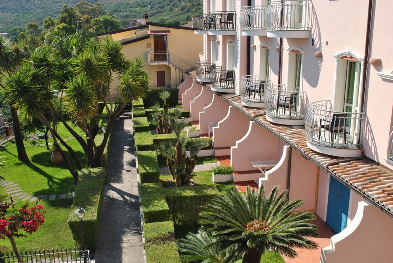 Hotel Ristorante Borgo La Tana, Maratea, Italy