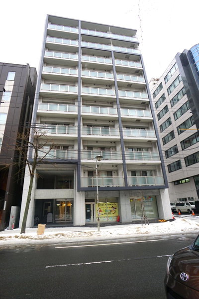 momo premium 403, Sapporo, Japan