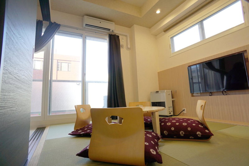 momo premium 403, Sapporo, Japan
