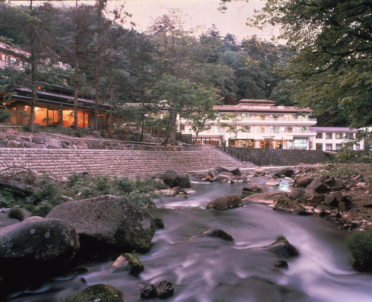 Gensenkan, Japan