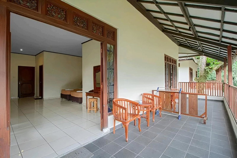 Happy Valley - GG House, Gadok 1, Indonesia