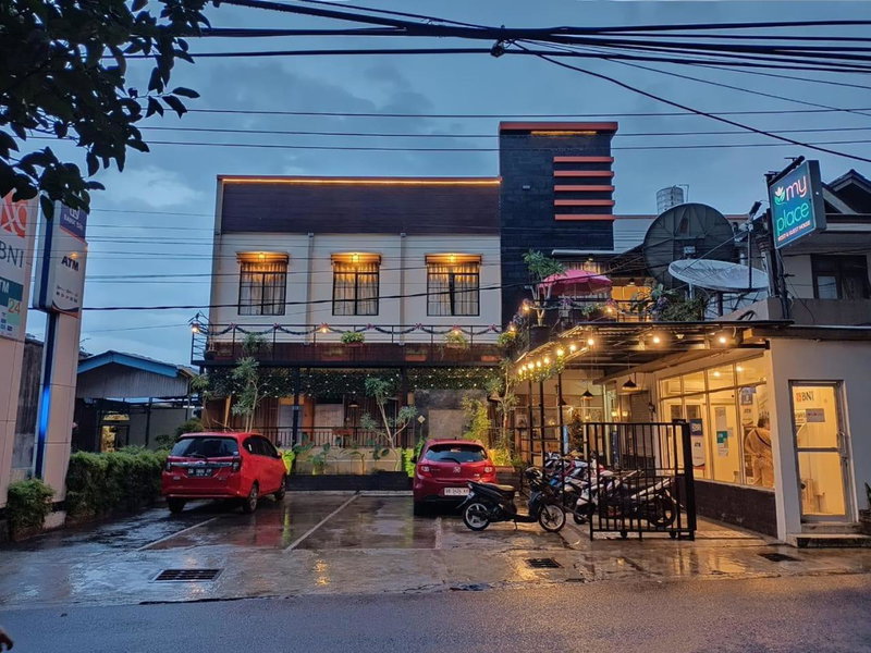 My Place Guest House Manado, Manado, Indonesia