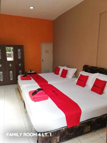 My Place Guest House Manado, Manado, Indonesia