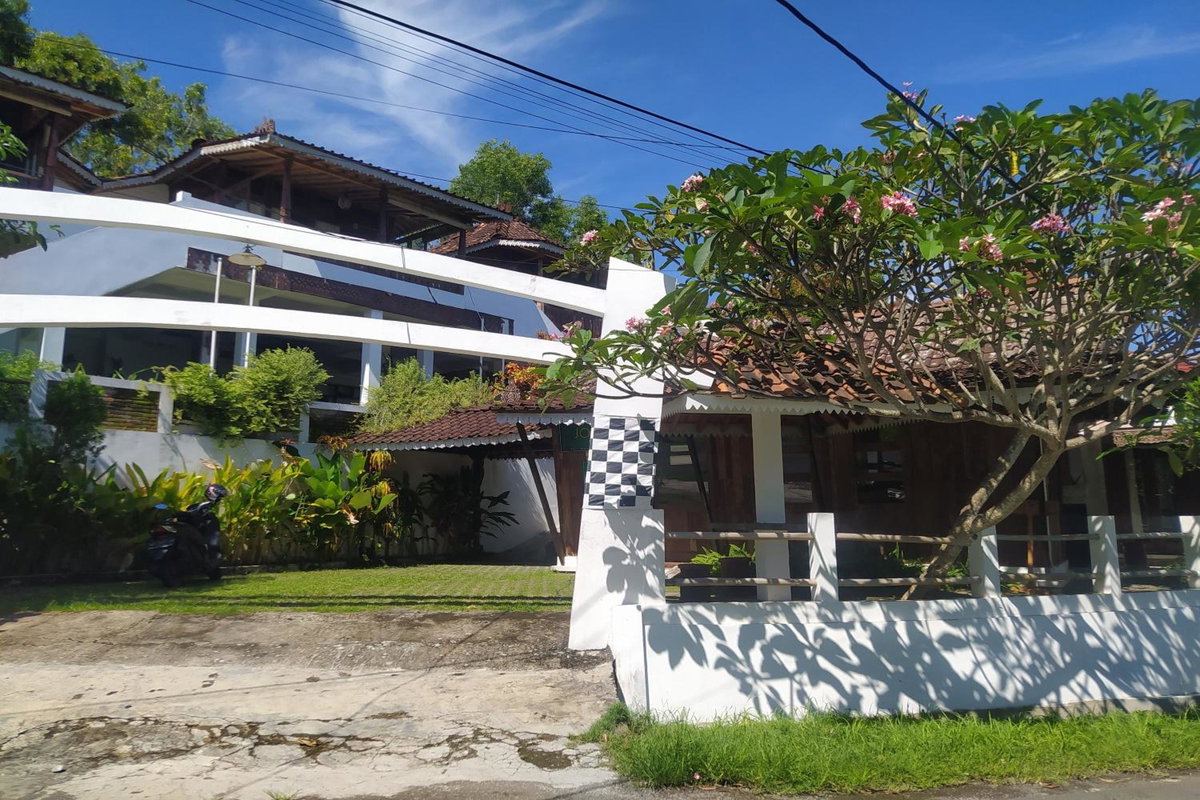 Villa Joglo Paris, Indonesia