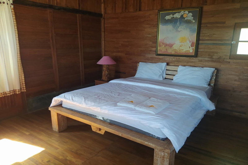 Villa Joglo Paris, Girijati, Indonesia