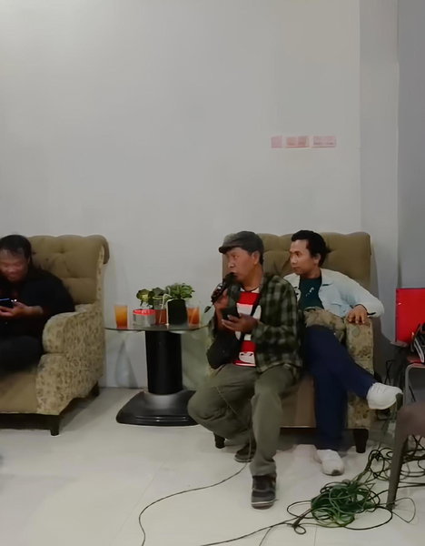 Rubikz Hostel & Cafe, Surabaya, Indonesia