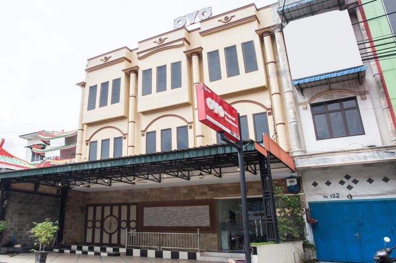 Capital O 1585 Ring Road Residence, Medan, Indonesia