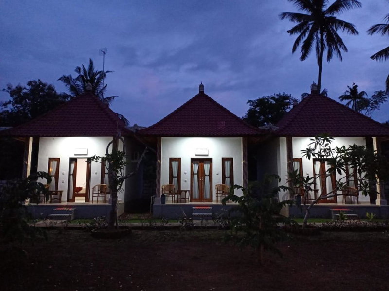 Santhi Guna Bungalow, Nusa Penida, Indonesia