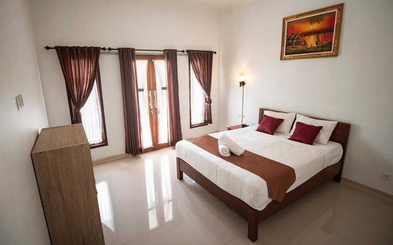 Santhi Guna Bungalow, Nusa Penida, Indonesia