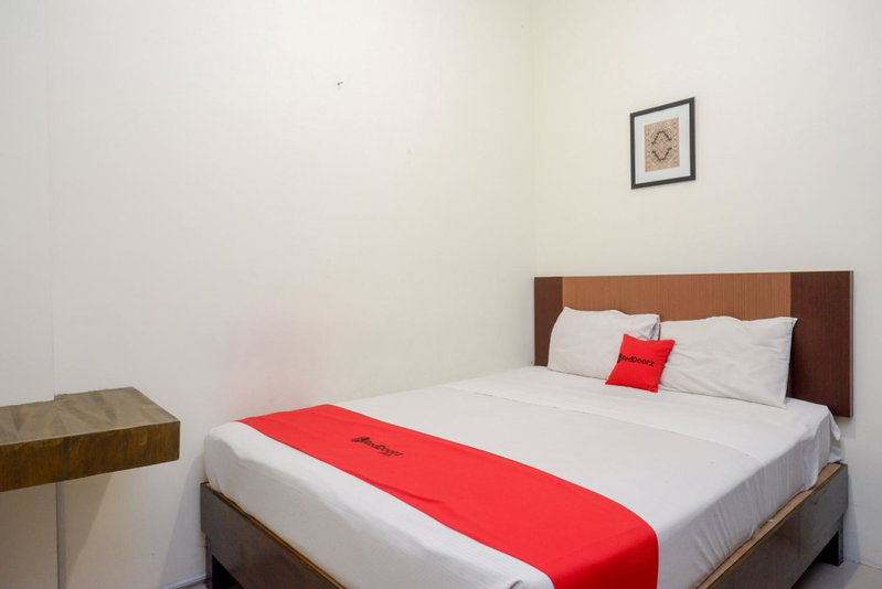 RedDoorz Syariah At Namira Hotel, Yogyakarta, Indonesia