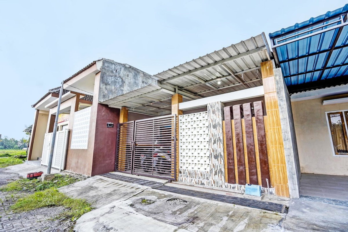 Hotel O Sobat Ijen HomestayNearSungai Prengsengan, Indonesia