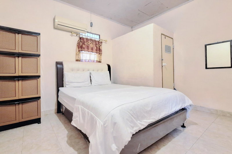 Handira Homestay Syariah Padang RedPartner, Duku, Indonesia