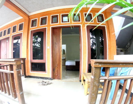 Gili Beach Wind, Gili Trawangan, Indonesia